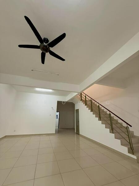 Rumah Teres 2 Tingkat untuk Dijual di Bandar Putra (Kulai) - Marco Choo - Living Room - PropertyGuru.com.my