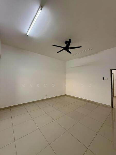 Rumah Teres 2 Tingkat untuk Dijual di Bandar Putra (Kulai) - Marco Choo - Living Room - PropertyGuru.com.my