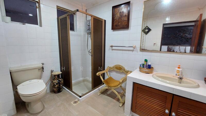 Rumah Banglo untuk Dijual di Sungai Maong (Kuching) - Sherene Kok - Bathroom - PropertyGuru.com.my