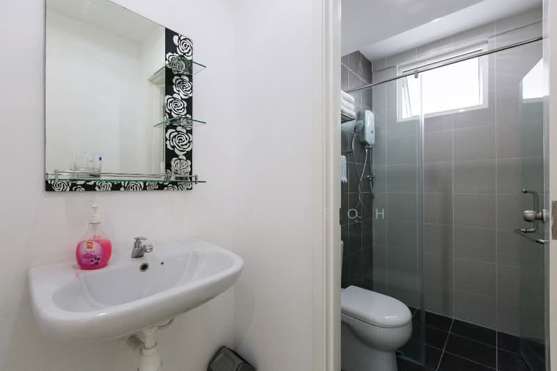 Kondominium untuk Dijual di Arena Residence - Alice Teoh - Bathroom - PropertyGuru.com.my