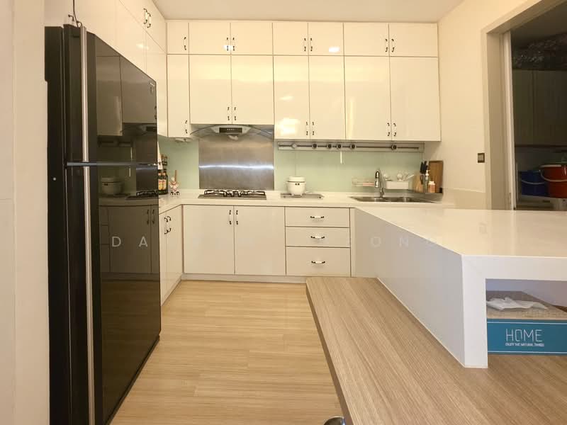 Nautica Lake Suites untuk Untuk Dijual - RM 875,000, Apr 2026 - Kitchen - PropertyGuru.com.my