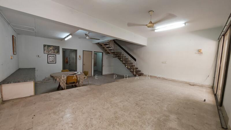 Rumah Teres untuk Dijual di Taman Selayang (Selayang) - Dave Phang - Living Room - PropertyGuru.com.my