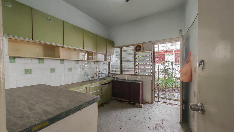 Rumah Teres untuk Dijual di Taman Selayang (Selayang) - Dave Phang - Kitchen - PropertyGuru.com.my