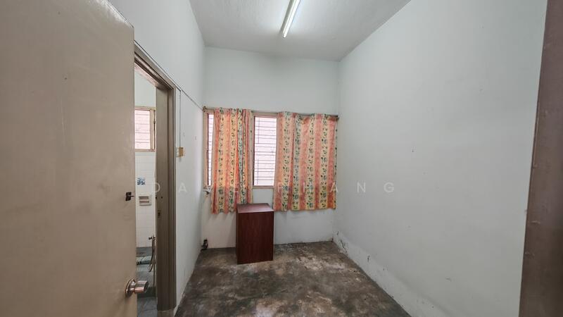 Rumah Teres untuk Dijual di Taman Selayang (Selayang) - Dave Phang - Bedroom - PropertyGuru.com.my