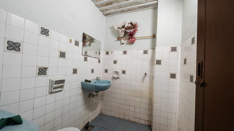 Rumah Teres untuk Dijual di Taman Selayang (Selayang) - Dave Phang - Bathroom - PropertyGuru.com.my