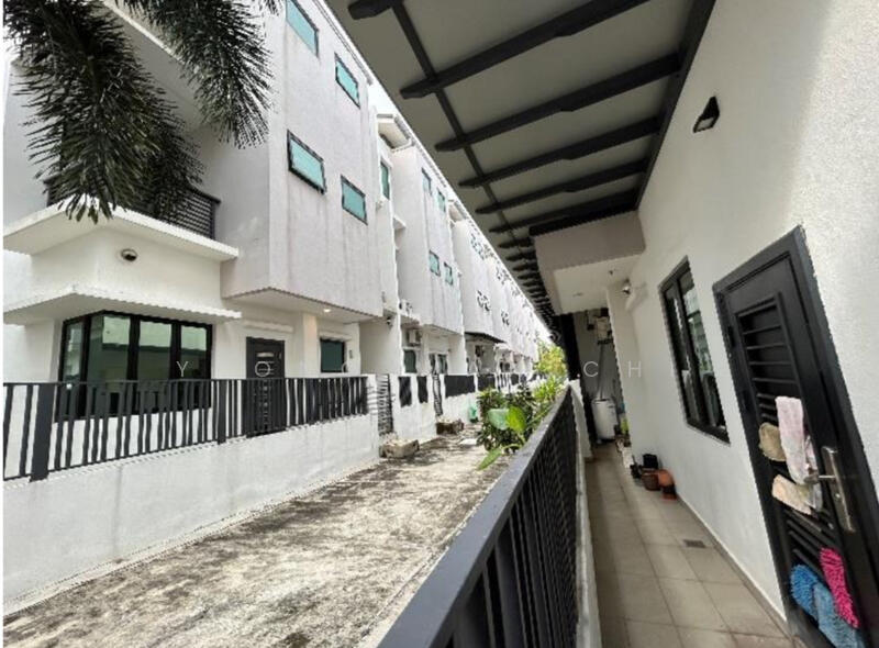 For Sale - DUMALIS Residence @ 16 Sierra