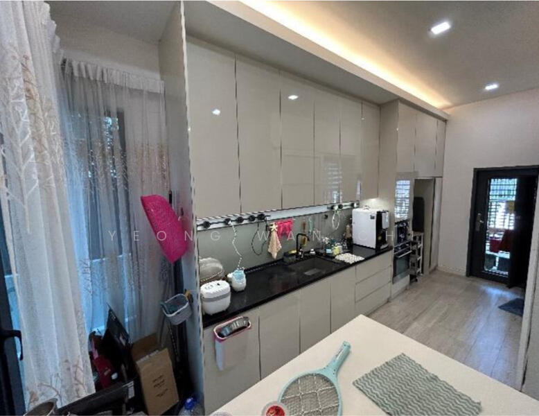 For Sale - DUMALIS Residence @ 16 Sierra