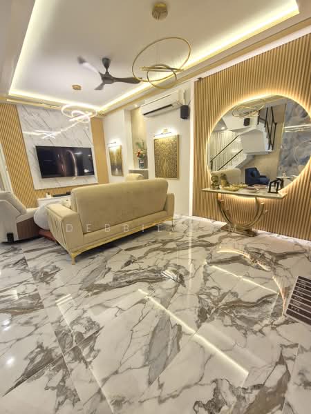 2-storey Terraced House for Sale in Taman Lucky (Bangsar) - Debbie Lam - Living Room - PropertyGuru.com.my
