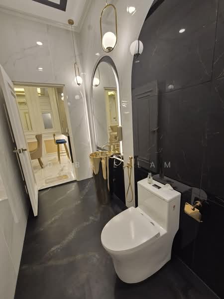 2-storey Terraced House for Sale in Taman Lucky (Bangsar) - Debbie Lam - Bathroom - PropertyGuru.com.my