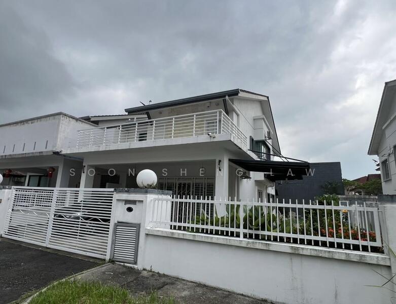 Semi-Detached House for Sale in Taman Saujana Emas (Kajang) - Soon Sheng Law - Exterior - PropertyGuru.com.my