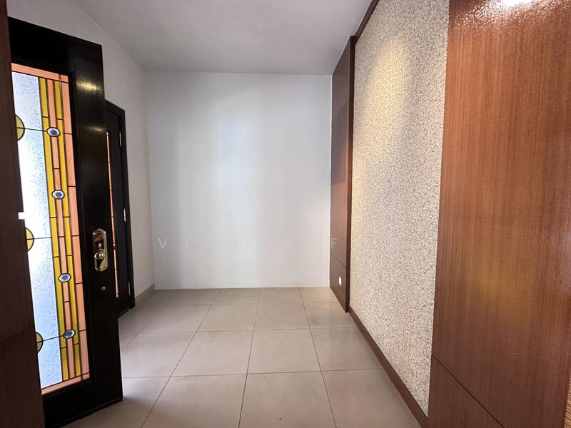 Semi-Detached House for Sale in Damansara Legenda (Petaling Jaya) - Vivian Foo - Entrance - PropertyGuru.com.my