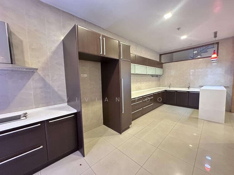 Rumah Berkembar untuk Dijual di Damansara Legenda (Petaling Jaya) - Vivian Foo - Kitchen - PropertyGuru.com.my