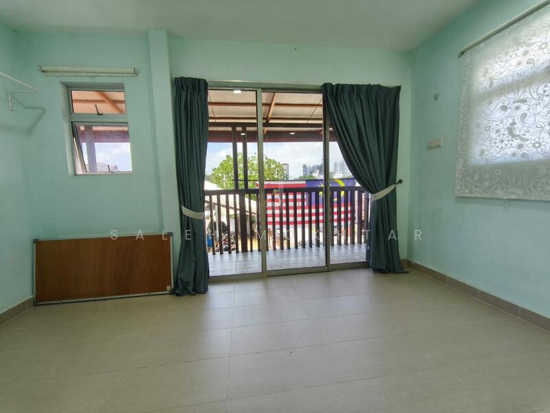 Studio room with balcony