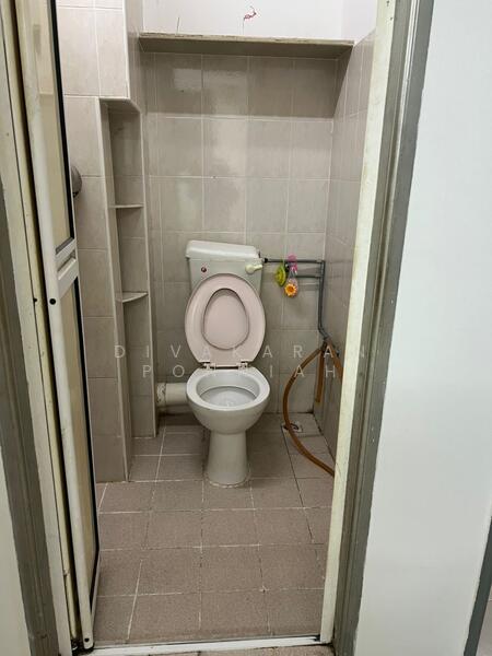 Untuk Disewa - Sri Saujana