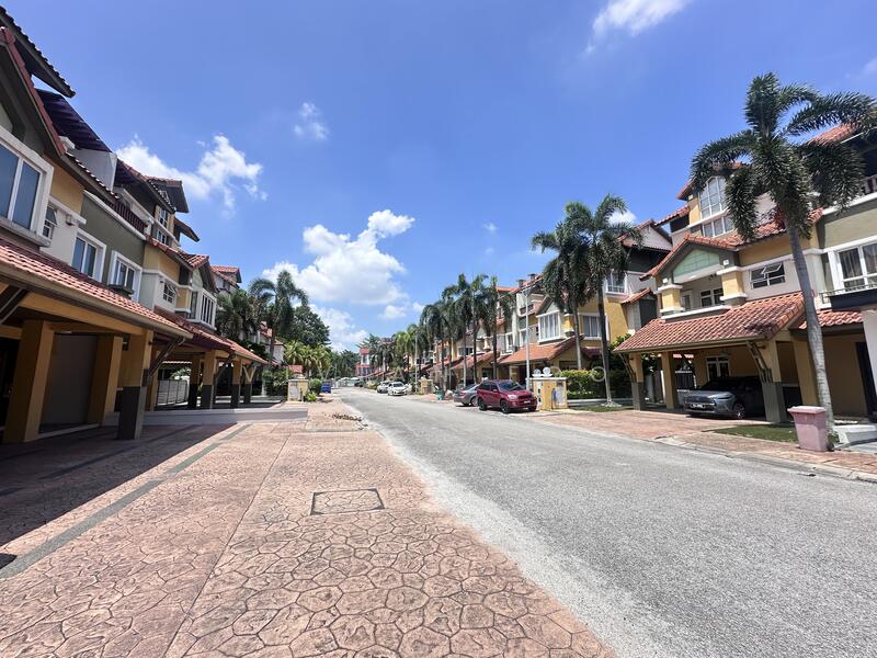 Rumah Berkembar untuk Dijual di Damansara Legenda (Petaling Jaya) - Vivian Foo - PropertyGuru.com.my