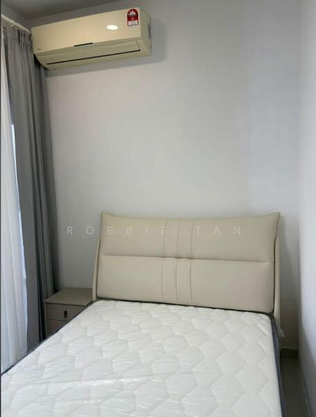 Condominium for Rent at Amberside @ Country Garden Danga Bay - Robbie Tan - Bedroom - PropertyGuru.com.my
