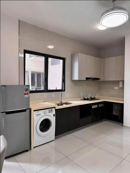 Condominium for Rent at Amberside @ Country Garden Danga Bay - Robbie Tan - Kitchen - PropertyGuru.com.my