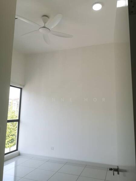 Townhouse for Sale in 16 Sierra (Puchong) - Jeanne Hor - Bedroom - PropertyGuru.com.my