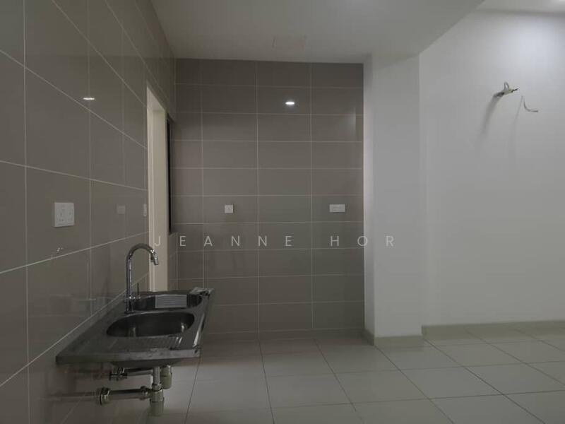 Townhouse for Sale in 16 Sierra (Puchong) - Jeanne Hor - Kitchen - PropertyGuru.com.my
