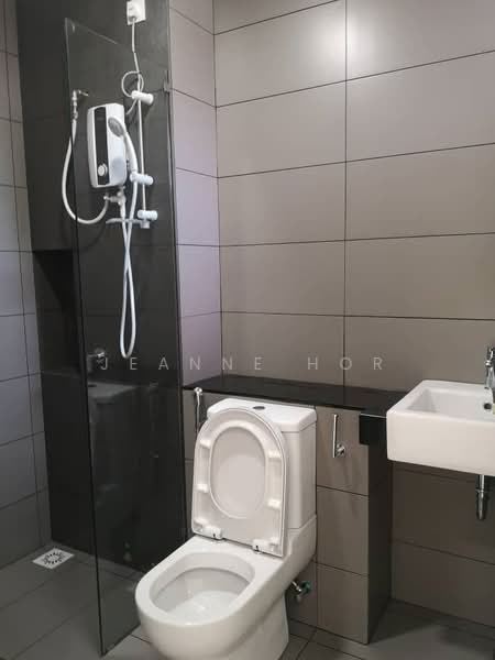 Townhouse for Sale in 16 Sierra (Puchong) - Jeanne Hor - Bathroom - PropertyGuru.com.my