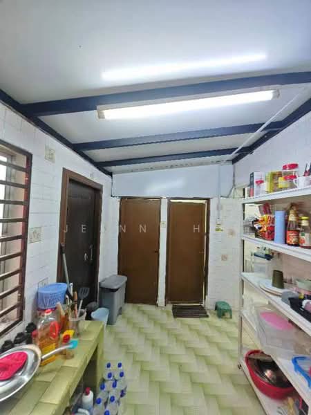 Rumah Teres 1 Tingkat untuk Dijual di Taman Sri Serdang (Seri Kembangan) - Jeanne Hor - Kitchen - PropertyGuru.com.my