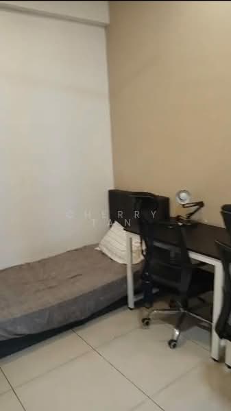 Service Residence for Sale at Utropolis Suites 1 - Cherry Tan - Study - PropertyGuru.com.my