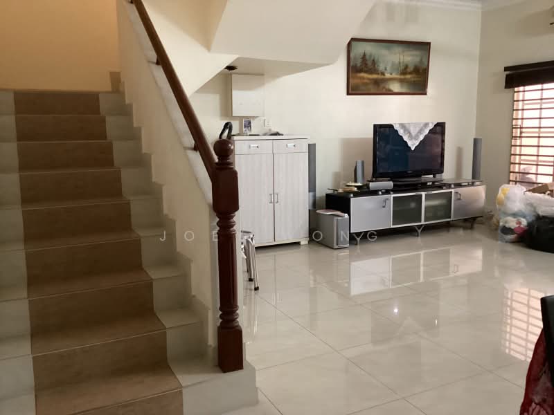 2-storey Terraced House for Sale in Bandar Puteri Puchong (Puchong) - Joey Wong - Living Room - PropertyGuru.com.my