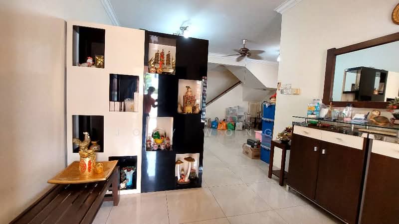 2-storey Terraced House for Sale in Bandar Puteri Puchong (Puchong) - Joey Wong - Living Room - PropertyGuru.com.my