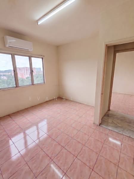 Pangsapuri untuk Dijual di Desaminium Rimba - Evanslee . - Interior - PropertyGuru.com.my