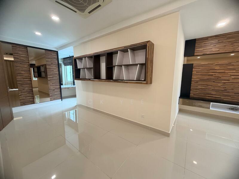 Untuk Disewa - Sri Petaling 4 Storey Semi-D