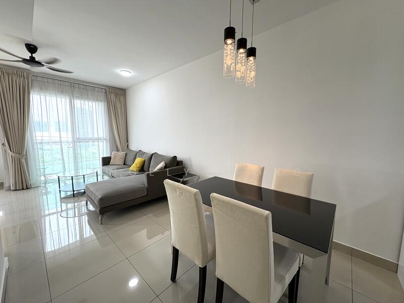 Servis Apartment untuk Disewa di Solaris Dutamas - Angelyn Fong - Living Room - PropertyGuru.com.my