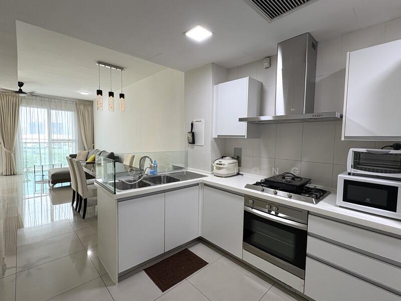Servis Apartment untuk Disewa di Solaris Dutamas - Angelyn Fong - Kitchen - PropertyGuru.com.my