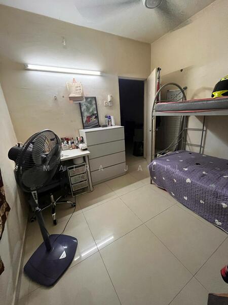 For Sale - Lumayan Apartment (Bdr Tasik Permaisuri)