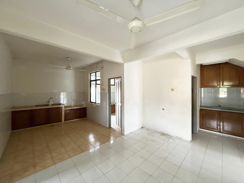 Dining Area and Dry Kitchen