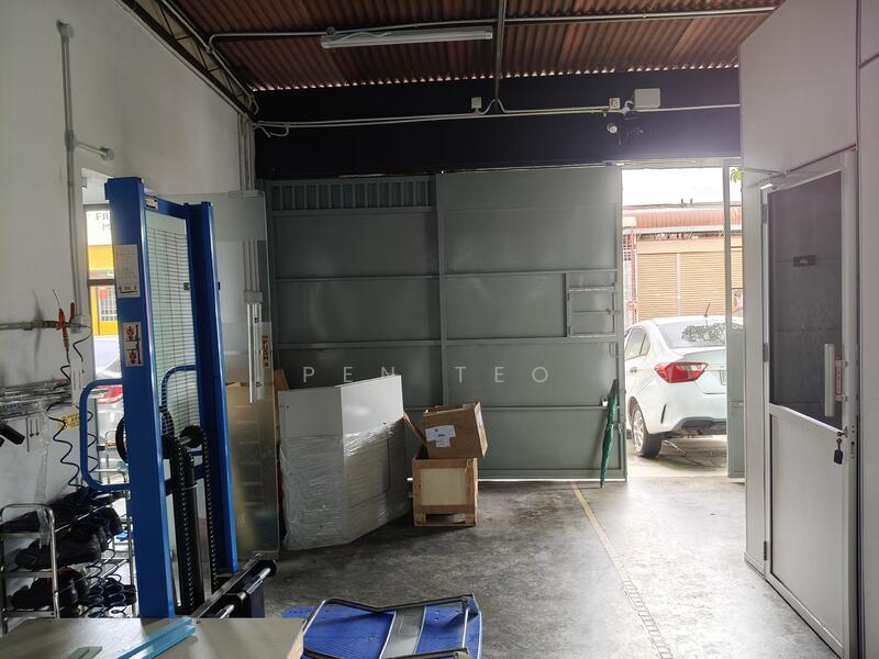 Terrace Factory for Sale in Solok Sungai Pinang (Jelutong) - Pen Teo - Common Area - PropertyGuru.com.my