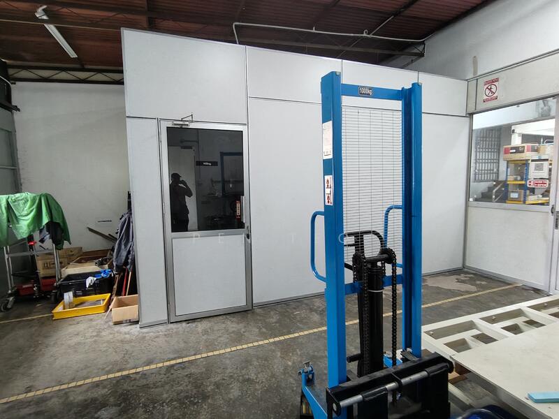 Terrace Factory for Sale in Solok Sungai Pinang (Jelutong) - Pen Teo - Common Area - PropertyGuru.com.my