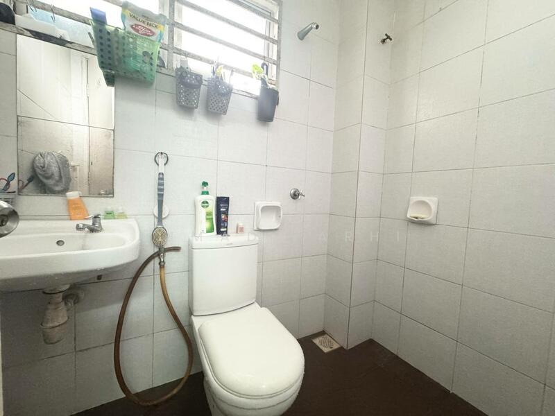 Rumah Bandar untuk Dijual di Taman Putra Perdana (Puchong) - Ahmad Farhi - Bathroom - PropertyGuru.com.my
