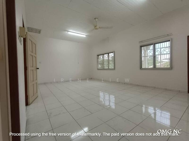 Untuk Disewa - D’Anjung, Teluk Pulai