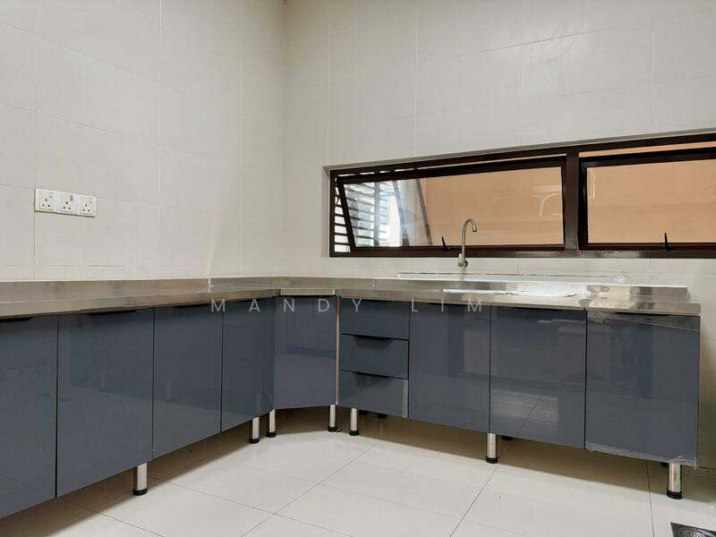Mozart, Symphony Hills untuk Untuk Disewa - RM 4,000 /bulan, Feb 2026 - Kitchen - PropertyGuru.com.my