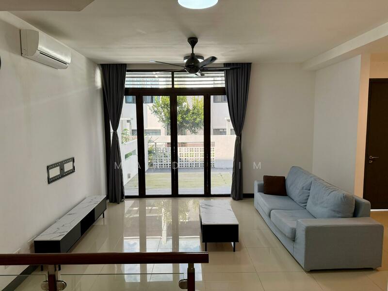 Mozart, Symphony Hills untuk Untuk Disewa - RM 4,000 /bulan, Feb 2026 - Living Room - PropertyGuru.com.my