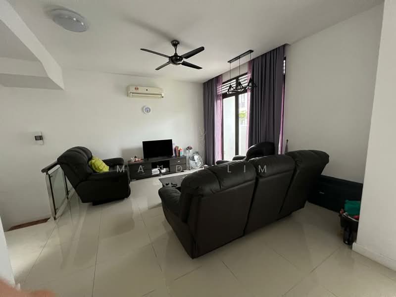 3-storey Terraced House for Rent in Cyberjaya (Selangor) - Mandy Lim - Living Room - PropertyGuru.com.my