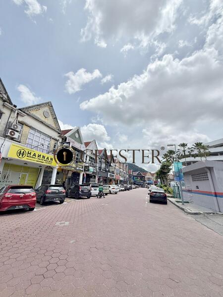 Untuk Dijual - Taman Flora Utama