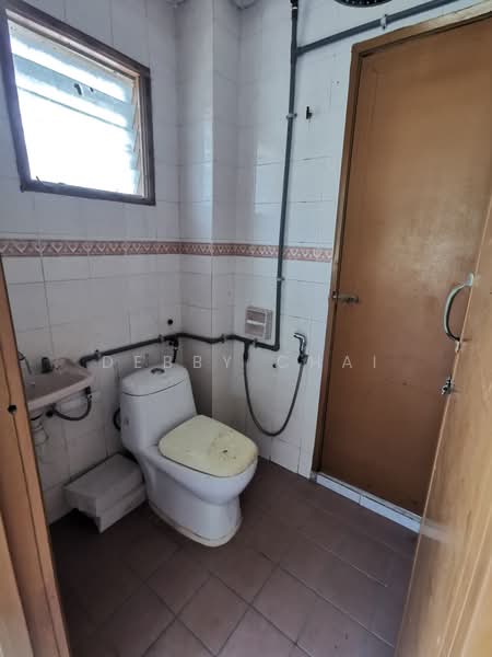 Rumah Teres 2 Tingkat untuk Dijual di TAMAN PUCHONG UTAMA (Puchong) - Debby Chai - Bathroom - PropertyGuru.com.my
