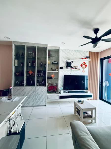 Kediaman Servis untuk Dijual di Far East - Wai Ann Teng - Living Room - PropertyGuru.com.my