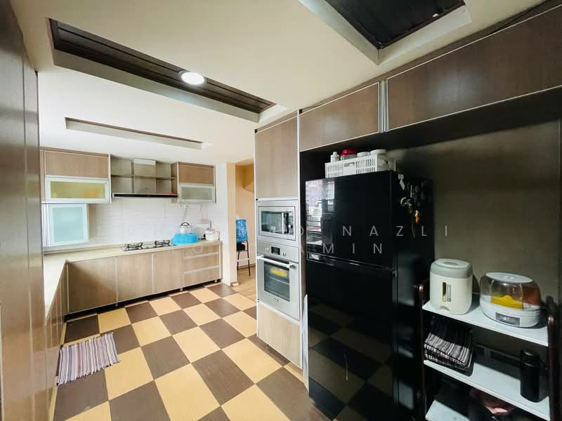 2-storey Terraced House for Sale in Taman Danau Kota (Setapak) - Muhammad Nazli Mohd Amin - Kitchen - PropertyGuru.com.my