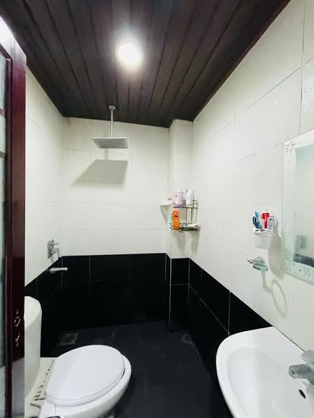 2-storey Terraced House for Sale in Taman Danau Kota (Setapak) - Muhammad Nazli Mohd Amin - Bathroom - PropertyGuru.com.my