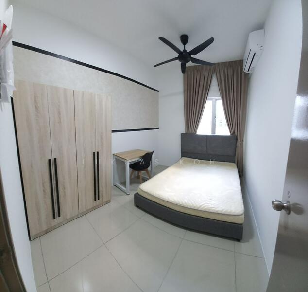 Medium Bedroom