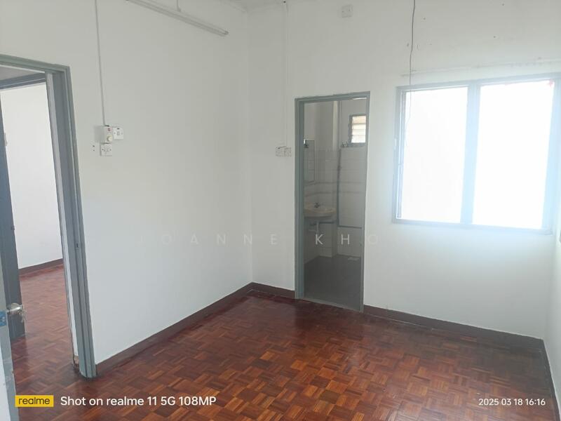 2-storey Terraced House for Sale in Usj 12 (Subang Jaya) - Joanne Khoo - Bedroom - PropertyGuru.com.my