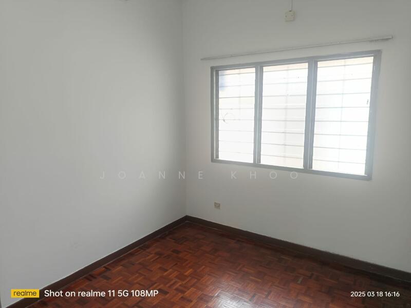 2-storey Terraced House for Sale in Usj 12 (Subang Jaya) - Joanne Khoo - Bedroom - PropertyGuru.com.my