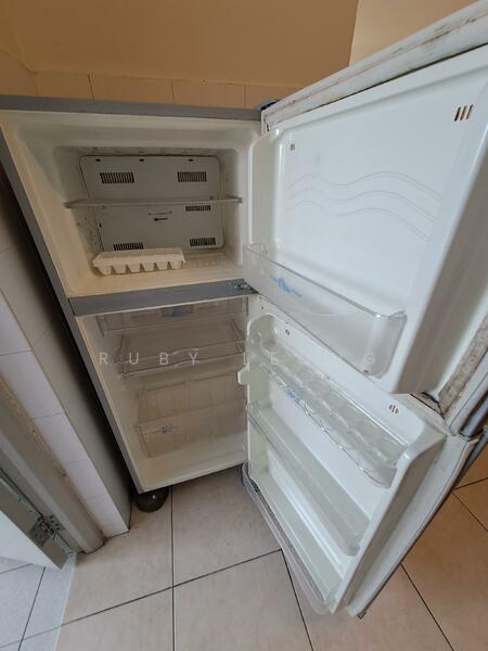 Kitchen - Fridge